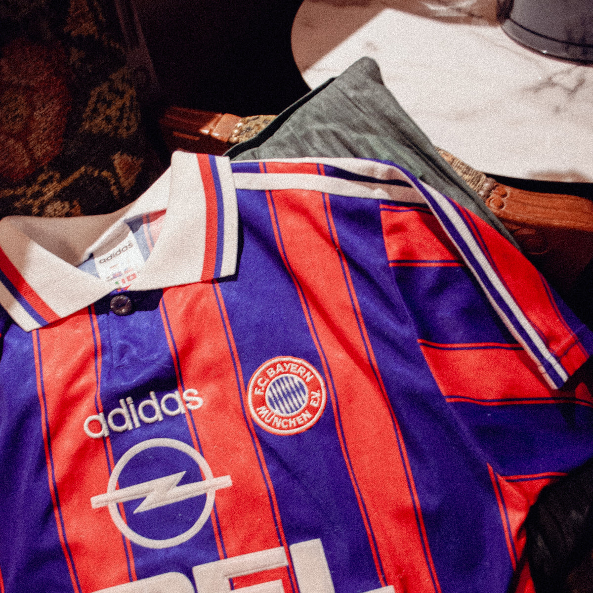 VINTAGE TRØJE-BOKS 1970-2010